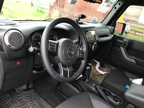 Imagen 14 de 15 de Jeep Wrangler Whillys 4x4 Unlimited Tank 2015 (impecable)