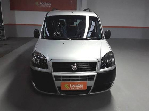 Imagem 1 de 9 de Fiat Doblò 1.8 Mpi Essence 7l 16v Flex 4p Manual