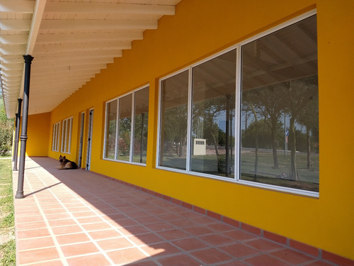 Imagen 5 de 12 de 4 Locales A Estrenar De 50 M2 C/u Sobre Ruta En Nono