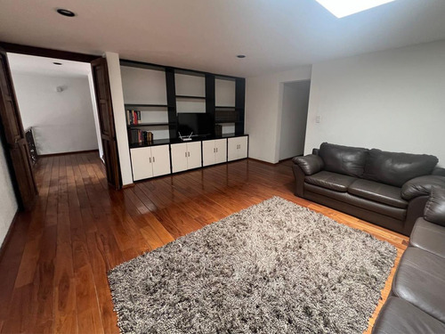 Residencia En Venta En Jardines Del Pedregal En Condominio