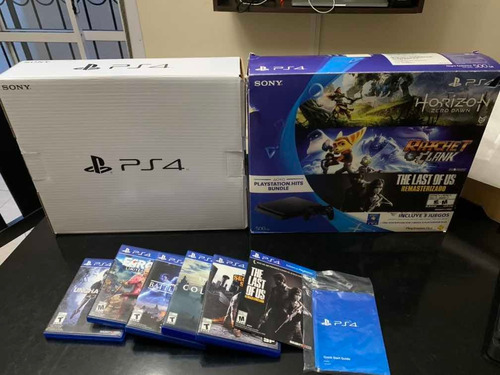 Play Station 4