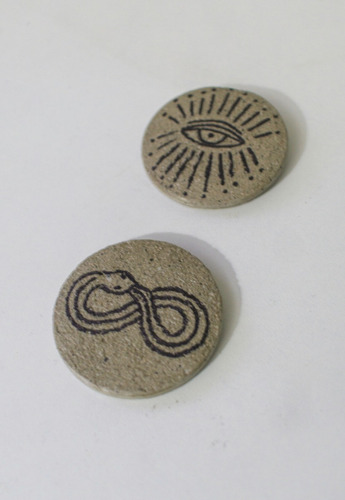 Imagem 4 de 4 de Kit De Quadros De Cimento | Olho E Cobra