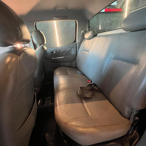 Toyota Hilux CD SRV D4-D 4x4 3.0 TDI Diesel Aut