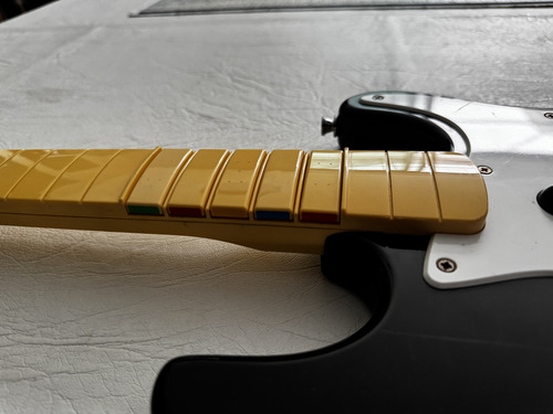 Nintendo Wii Wireless Guitar Fender Stratocaster Rock Band 1 (Usado)