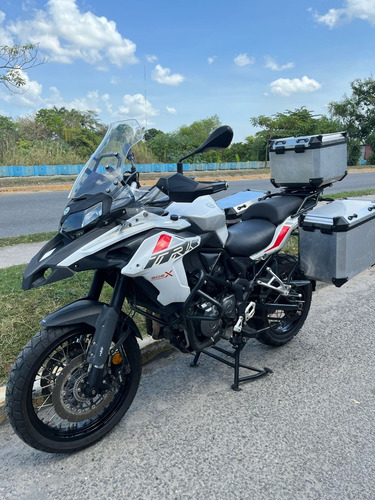 Motocicleta Benelli Trk 502 X Año 2020 Con Los Maleteros