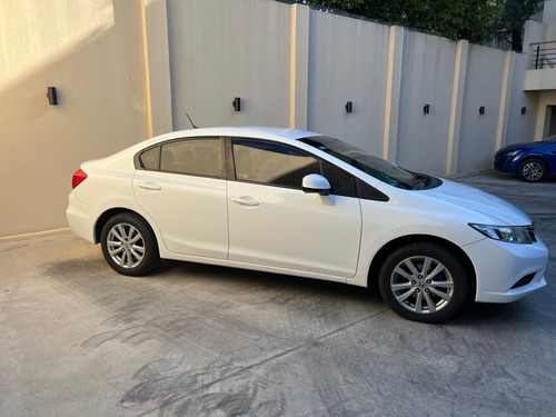 Honda Civic 1.8 Lxs At 140cv