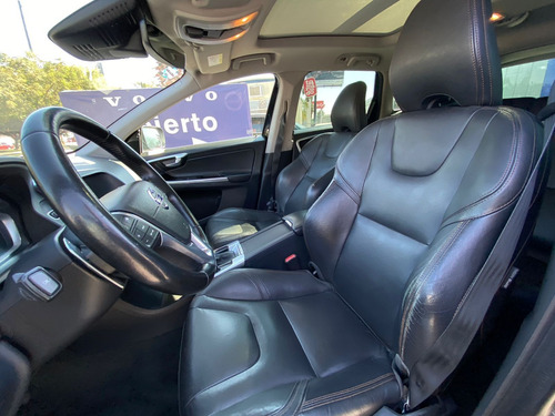 Imagen 12 de 15 de Volvo Xc60 2015 2.0 T5 Inspiration At