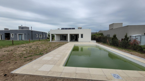 Casa En Venta En Barrio San Lucas Canning San Vicente