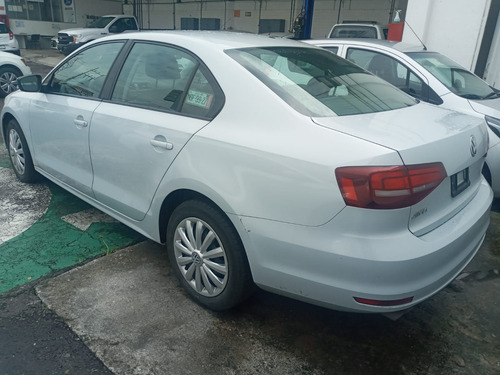 Imagen 5 de 11 de Volkswagen Jetta 2018 2.0 Tiptronic At