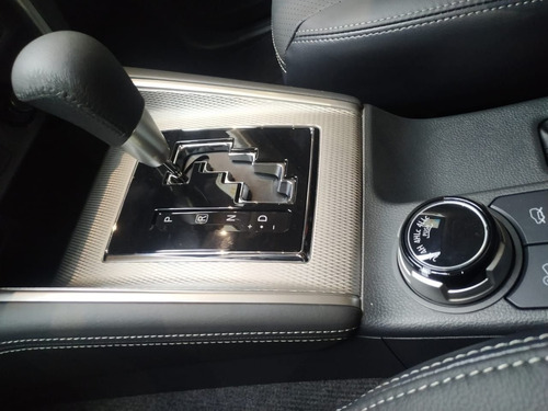 Imagem 12 de 12 de Mitsubishi L200 Triton Sport Hpe S 4wd 2.4