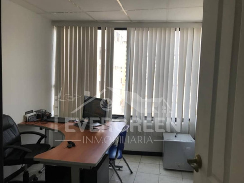Imagen 5 de 7 de Local De Oficinas, C.c. Puerto Plaza, Puerto La Cruz. 04148008528 Marianella Zurita