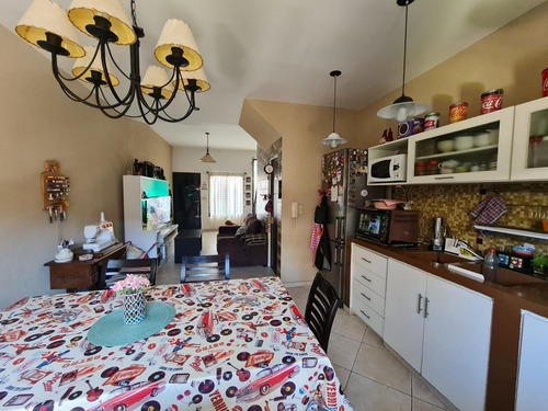 Imagen 26 de 30 de Casa En Venta 2 Dormitorios En Quilmes Este