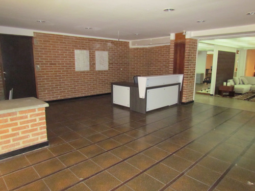 Imagen 7 de 22 de Venta Edificio Comercial 950m2 Prados Del Este 1125