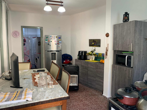 Muy Buena Oportunidad!!! Buena Casa De 2 Dorm Y Demas !!!!