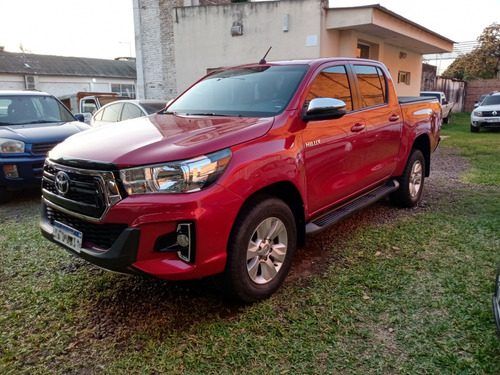 Toyota Hilux 2.8 Cd Srv 177cv 4x2 At