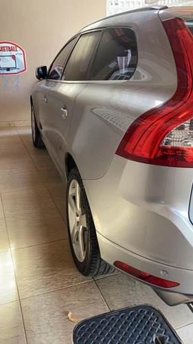 Imagem 15 de 15 de Volvo Xc 60 Rdesign 2015 T5 2.0 Turbo 245 Cv