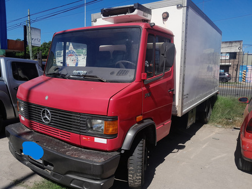 Mercedes Benz 710
