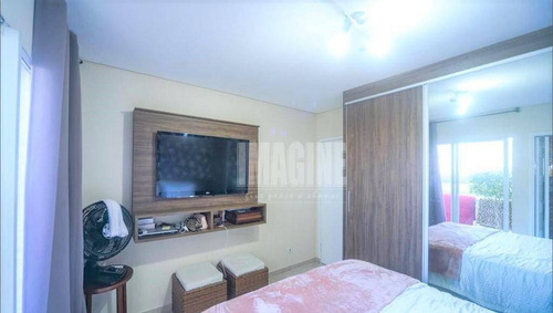Sobrado Em Condomínio Na Penha Com 2 Dorms Sendo 1 Suíte, 1 Vaga, 115m² - So0806