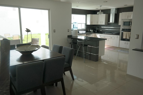 Imagen 9 de 30 de Renta Casas, Lomas De Juriquilla, Amueblada Y Amplio Jardin
