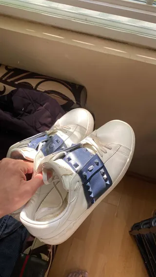 愛用 新品、未使用 未使用 ヴァレンティノ VALENTINO サテン グリーン