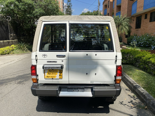 Toyota Land Cruiser 4.5 Fzj73