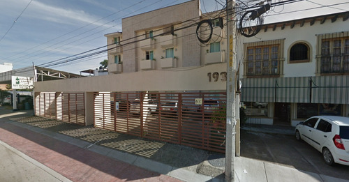 Departamento En Venta En Versalles Puerto Vallarta Jalisco A Unas Calles De La Playa Remate Bancario
