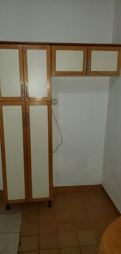 Casa En Alquiler En Isidro Casanova