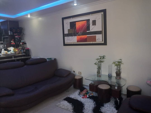 Imagen 2 de 19 de Casa En Venta En La Morita, Av Araggua, Urb Los Girasoles 04121994409