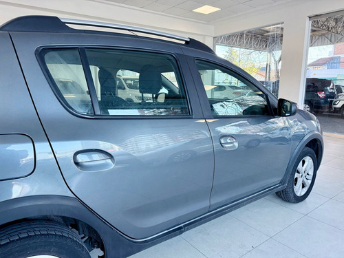 Renault Sandero Stepway 1.6 Privilege 105cv