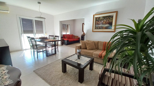 Departamento En Venta 4 Amb Wilde - Barrio Cerrado