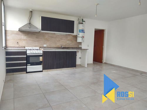 Alquilo Departamento De 3 Dormitorios Con Terraza Con Asador En Villa Cabrera