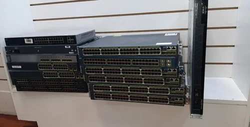 Switch De Red Baratos Cisco Varios Modelos Consultar (Usado)