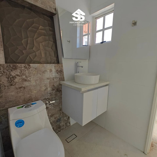 Se Vende Hermosa Casa En Urb. Aramagua Country - Maracay