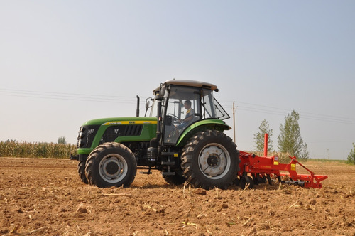 Imagen 2 de 10 de Tractor Agricola Chery Cabina 130hp, Doble Tracción