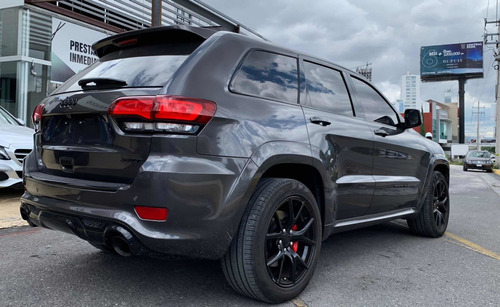 Imagen 4 de 12 de Jeep Grand Cherokee Srt Blindada