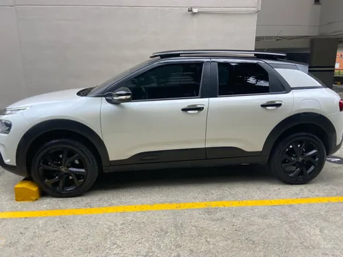Citroën C4 Cactus 1.6 Shine Turbo Aut