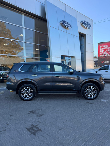 Ford Everest 2.3 Gtdi Titanium 4X4 At