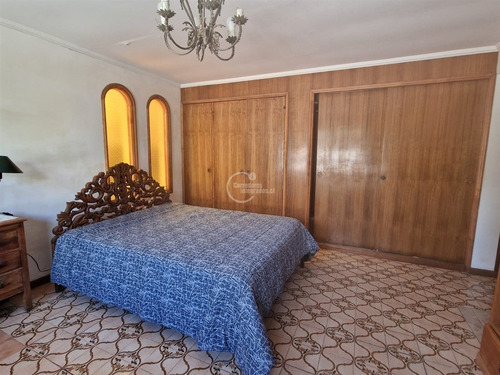 Casa En Venta De 4 Dorm. En Santo Domingo