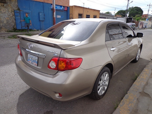 Imagen 3 de 9 de Toyota Corolla