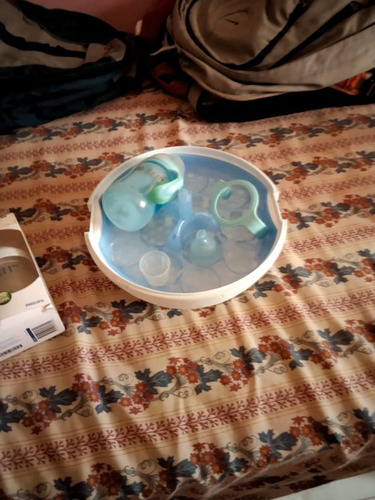 Imagen 3 de 3 de Teteros Para Primeros Años Breastflow Original En Caracas