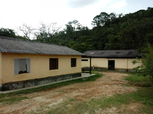 Imagem 2 de 15 de Chácara Na Mombaça Com Casa , Lago E Baias (contrato)