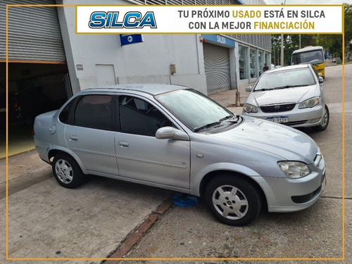 Chevrolet Corsa Super 2012 Gris Oscuro 4 Puertas