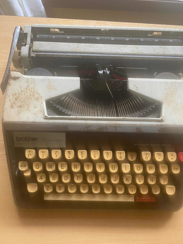 Antigua Máquina De Escribir Brother Deluxe 1350 (Usado)