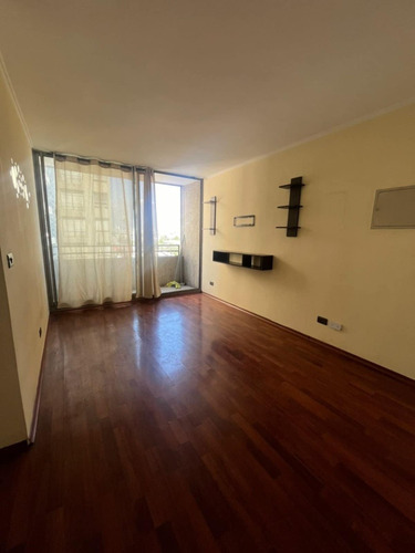 Arriendo Depto. 2d 1b Estacionamiento. Lord Cochrane 1030