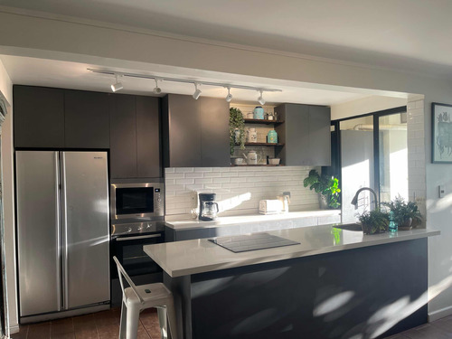 Único Y Hermoso Duplex De 4 Dormitorios Más Sala De Estar