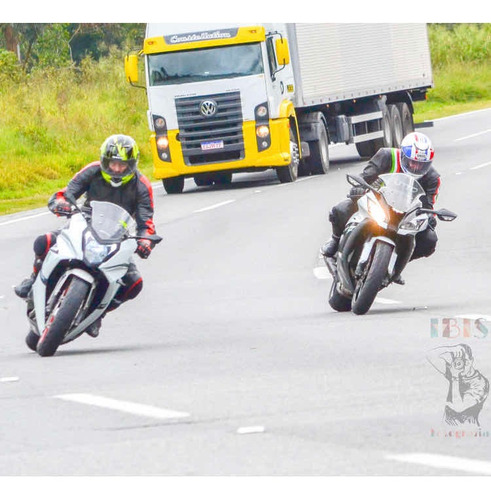 Imagem 7 de 11 de Honra Cbr650f