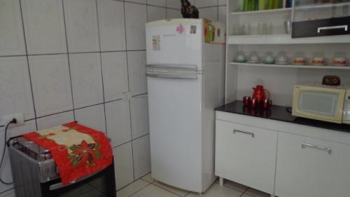 Imagem 4 de 14 de Casa Na Praia De Itanhaém-chácaras Itamar 125m², 1dorm. 2700