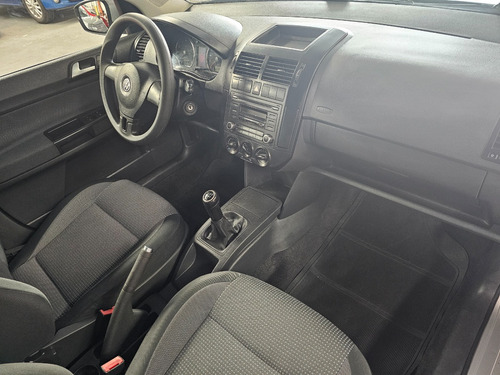 Volkswagen Polo Sedan 1.6 Vht Total Flex 4p