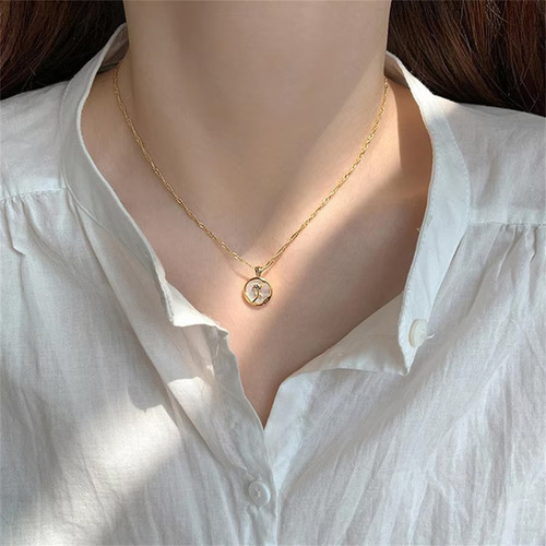 Collar Dije Circulo Con Rosa Dorado Incluye Cadena Torsal