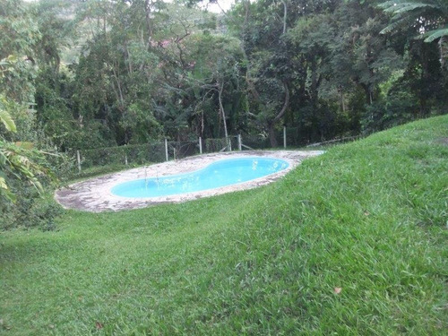 Chácara Caputera Mogi Das Cruzes/sp - 2466
